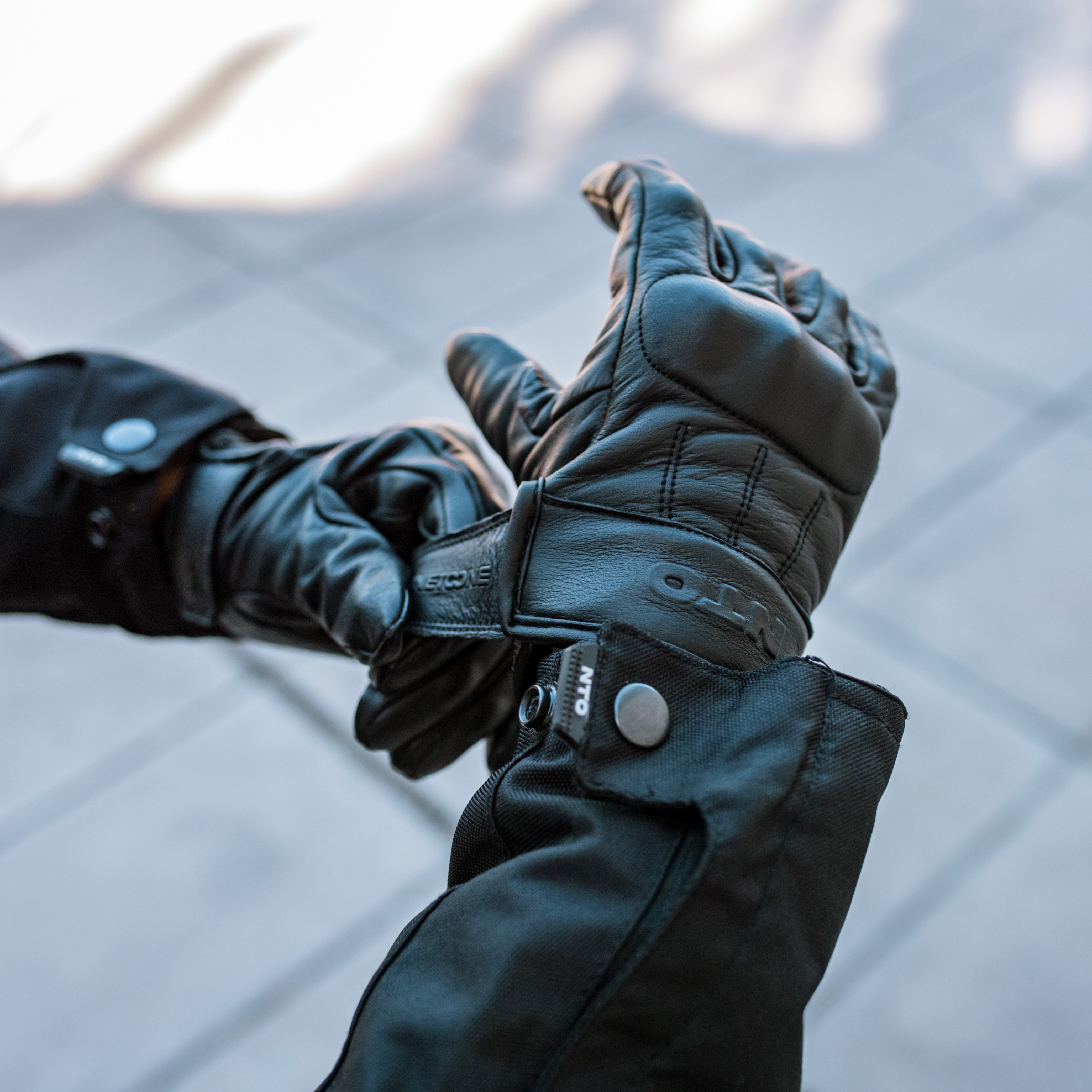 Guante NTO Ruby Evo Mujer Negro